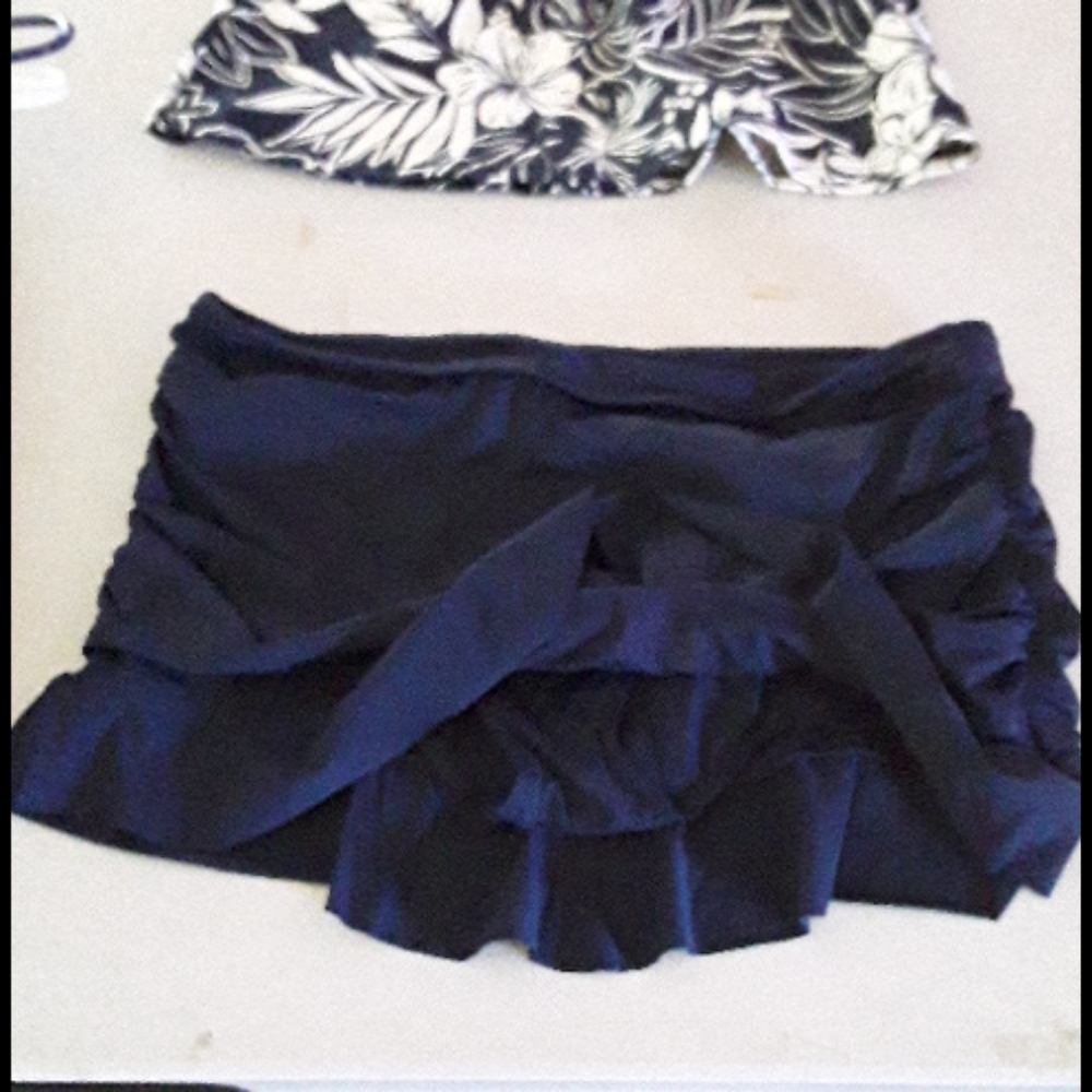 💰Caribbean Joe two piece swim suit - Picture 2 of 4